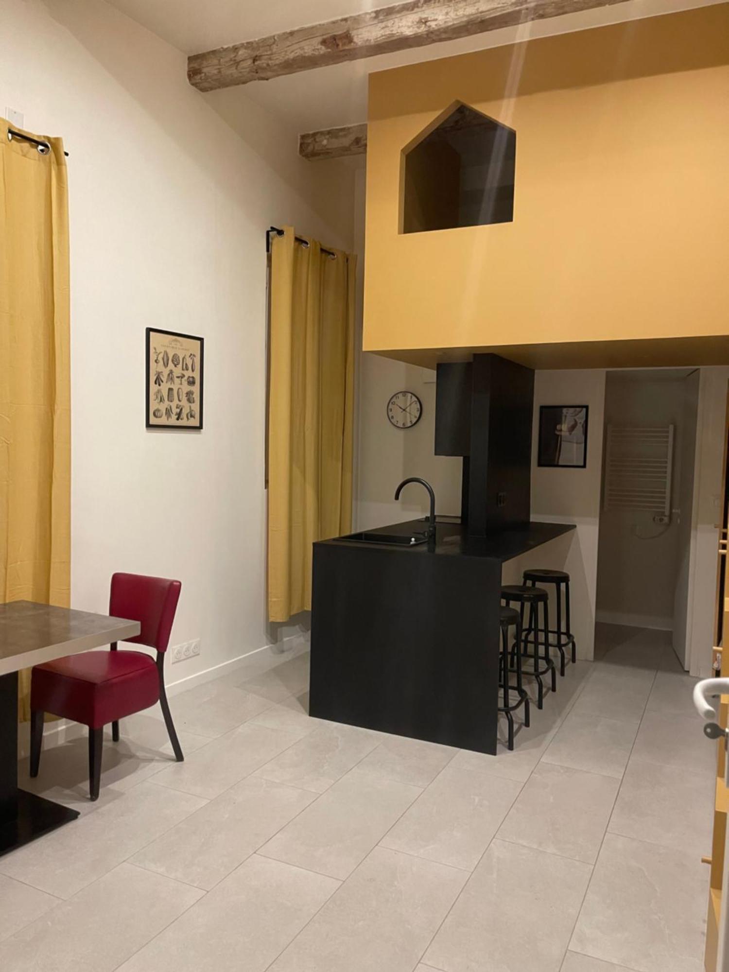Apartment Joli